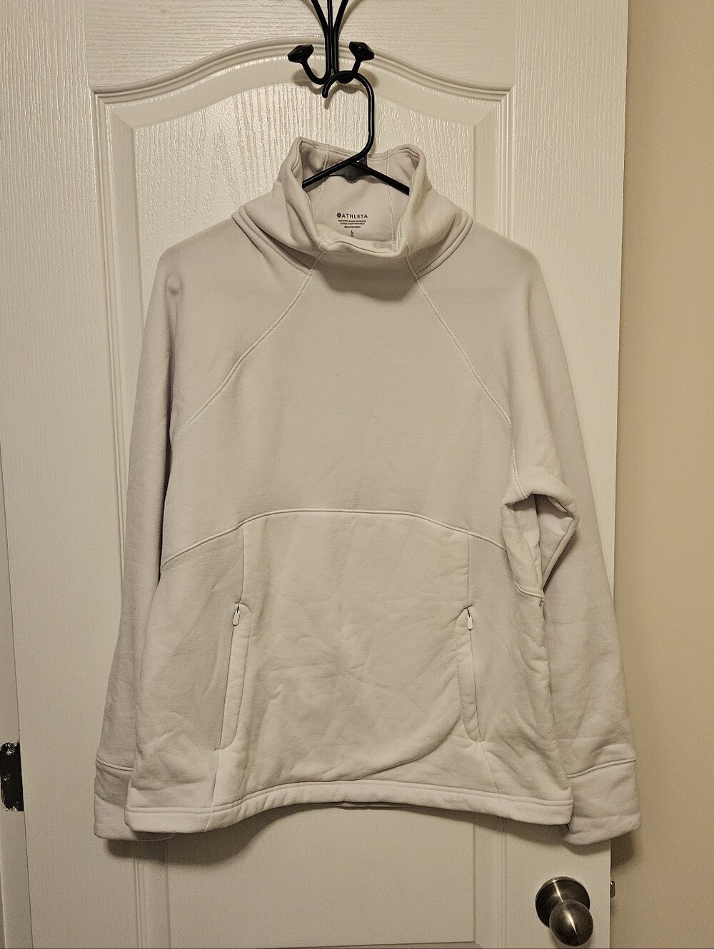 Athleta Cream Funnel-Neck Pullover Running Sweatshirt